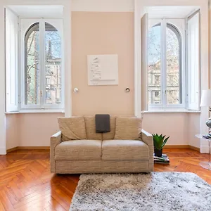 Porta Romana Cozy , Milão Itália
